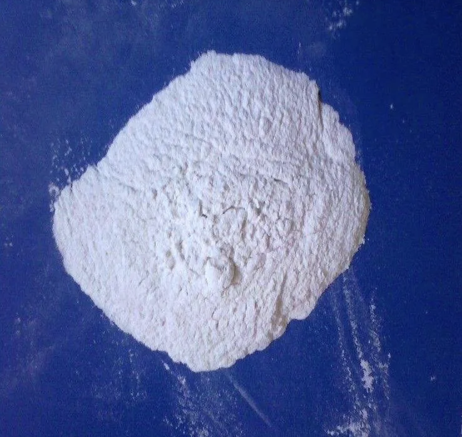 najnowsza sprawa firmy na temat Wyzwanie dla przemysłu: Wpływ wysokiej wilgotności na jakość powierzchni do montażu PVC